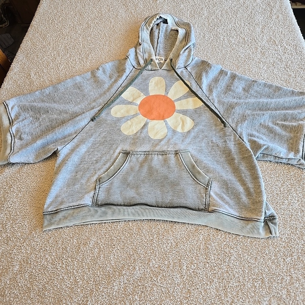 Wildfox Daisy Hoodie Sweatshirt Oversized Gray Faded Look Wide 3/4 Sleeve Sz S - Picture 8 of 14